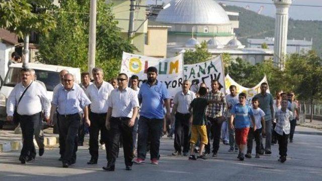 Çöp Depolama Alanından Yayılan Koku Mahalleliyi Isyan Ettirdi