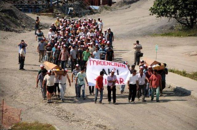 Madencinin 2 Asgari Ücret Eylemi Sürüyor (2)