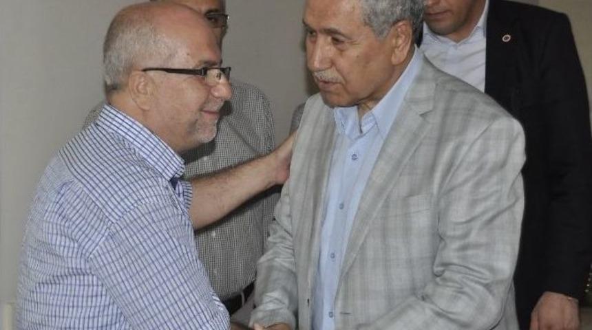 Başbakan Yardımcısı Arın&ccedil;&rsquo;tan Hasta Ziyareti