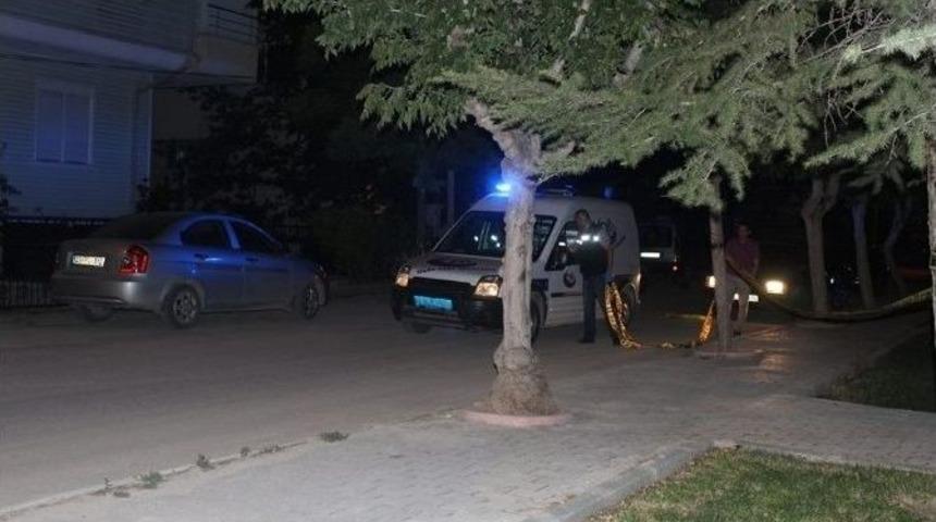 Karaman&rsquo;da Pompalı T&uuml;fekle Ateş A&ccedil;ıldı: 3&rsquo;&uuml; &Ccedil;ocuk 6 Kişi Yaralandı