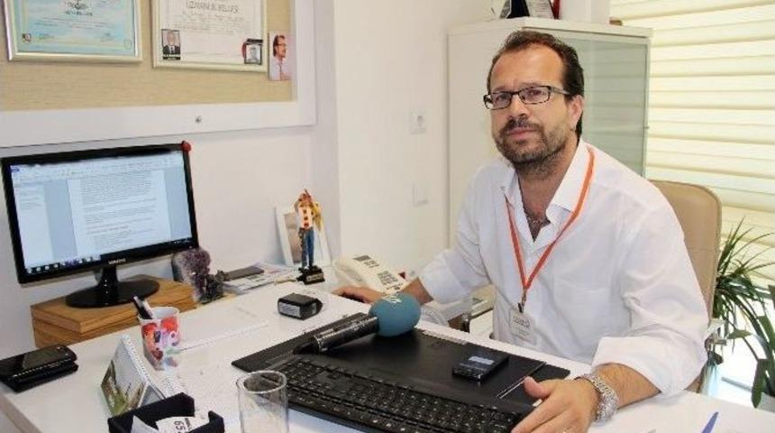 (&ouml;zel Haber) Kırmızı Işıkta Uyuyan İş Adamı Yeniden Doğdu