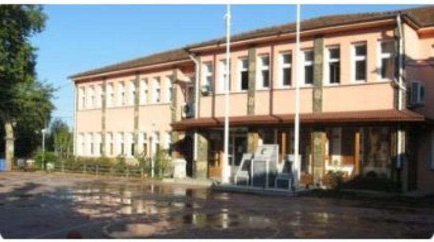 Sanatkar &Ouml;ğrenci Yetiştirecek