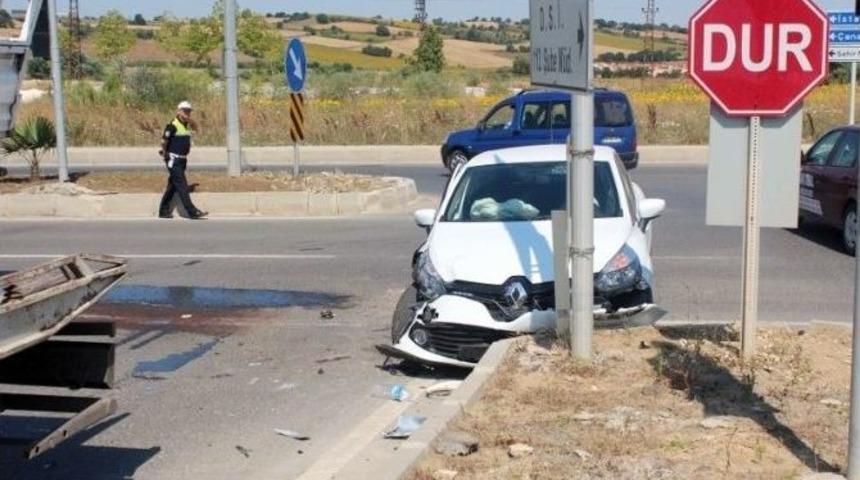Tekirdağ&rsquo;da Trafik Kazası: 3 Yaralı