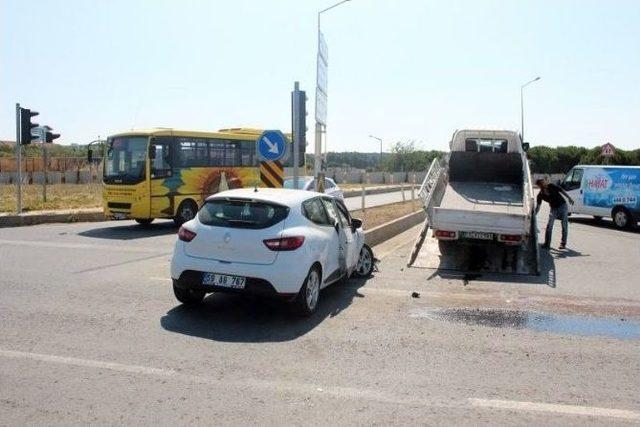 Tekirdağ’da Trafik Kazası: 3 Yaralı