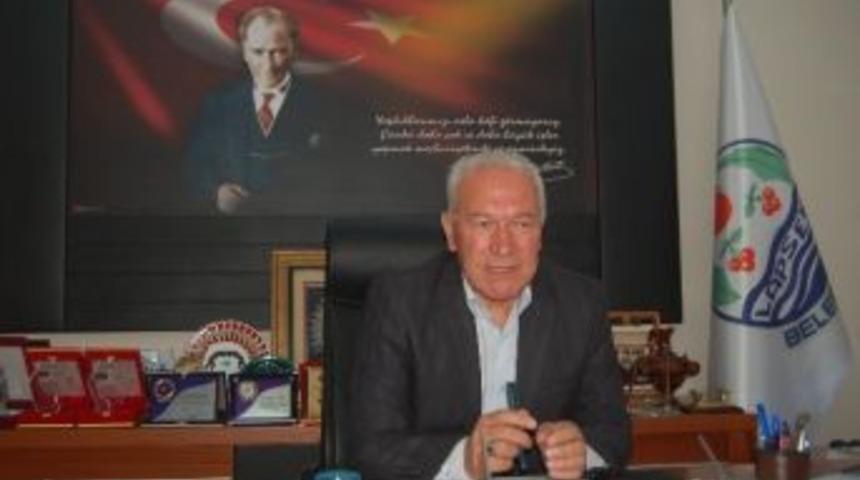 Lapseki Sahneye &Ccedil;ıkıyor Projesine Destek