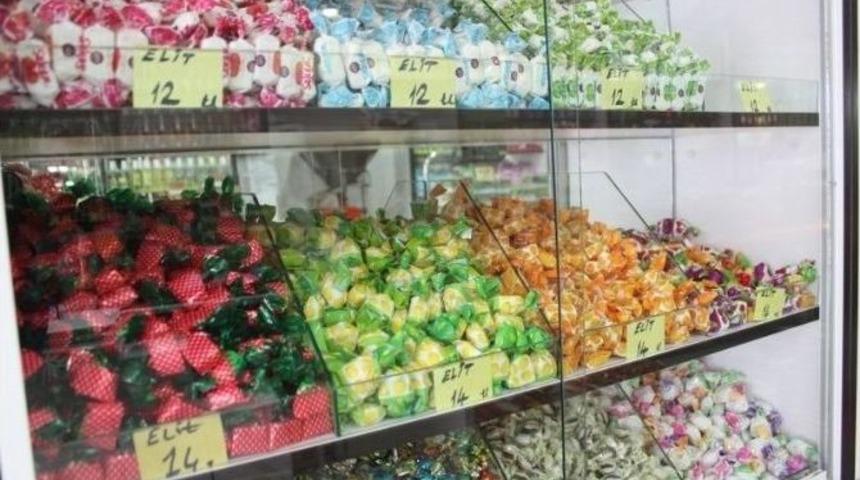 Bayram Şekerleri Tezgahları S&uuml;sledi