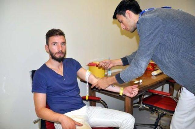 Sivasspor'un Yeni Transferi Yiğit Sağlık Kontrolünden Geçti