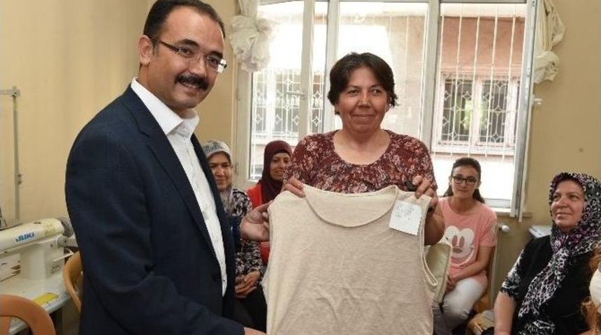 İşitmiyorlar Ama Seslerini G&uuml;zel Duyuruyorlar