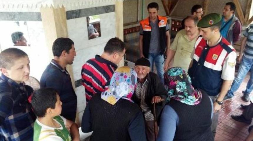 Mantar Toplamaya Gittiği Ormanda Kayboldu, 25 Saat Sonra Bulundu