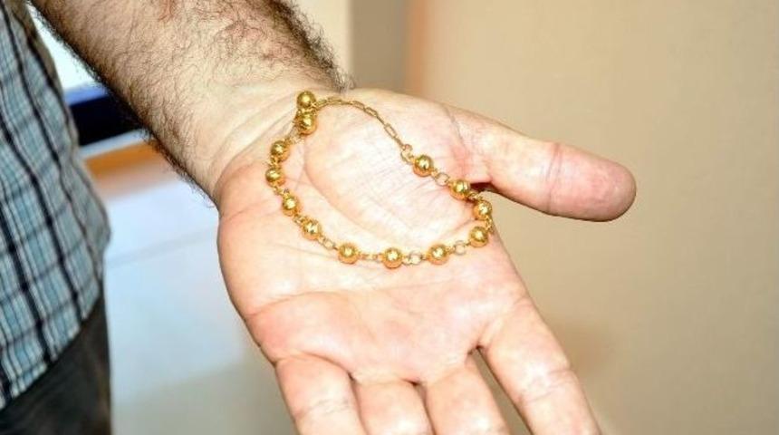 Kuyumcuya Sahte Altın Sattılar