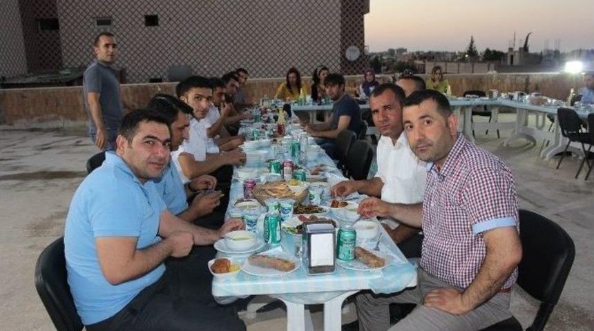 Ceylanpınar Shm Personeli İftarda Buluştu