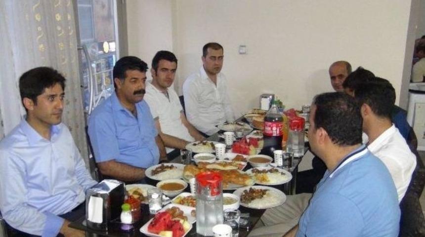 Vedaş Personeli İftar Yemeğinde Bir Araya Geldi