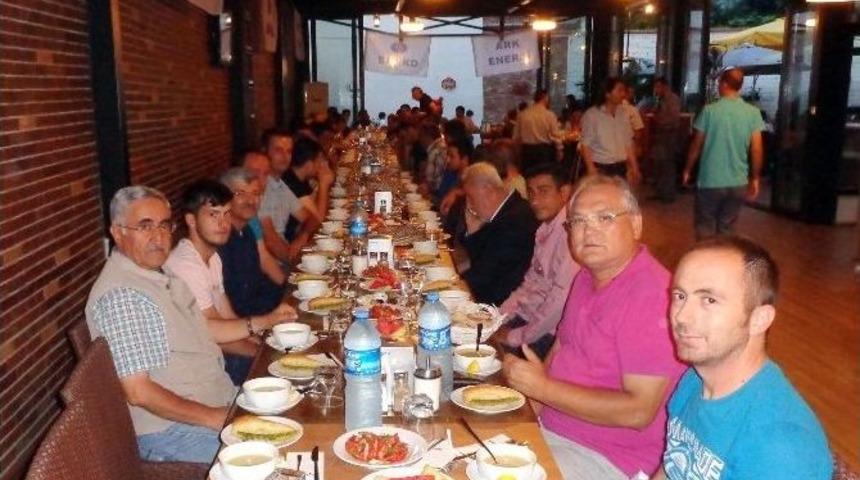 Tepekışla Barajı &Ccedil;alışanları İftarda Buluştu