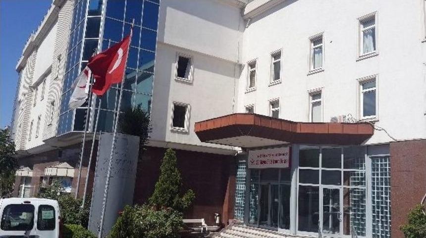 Ebola Ş&uuml;phesi Nedeniyle Karantina Devam Ediyor