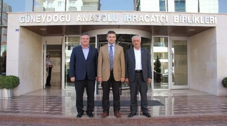 Kaymakam Selami Aydın İhracat&ccedil;ılara Veda Etti