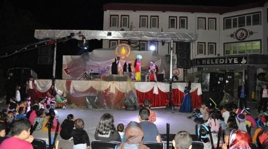 Musiki Derneği Ve Bayram B&uuml;y&uuml;k Oru&ccedil; Seydişehir&rsquo;de Sahne Aldı