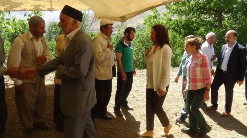 Hdp&rsquo;li Vekiller K&ouml;y Ziyaretlerinde