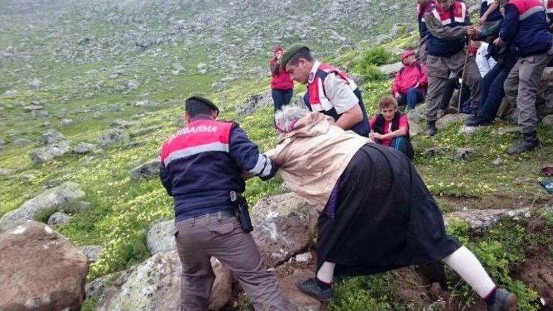 Rize&rsquo;de &rsquo;yeşil Yol&rsquo;a Ara Verildi