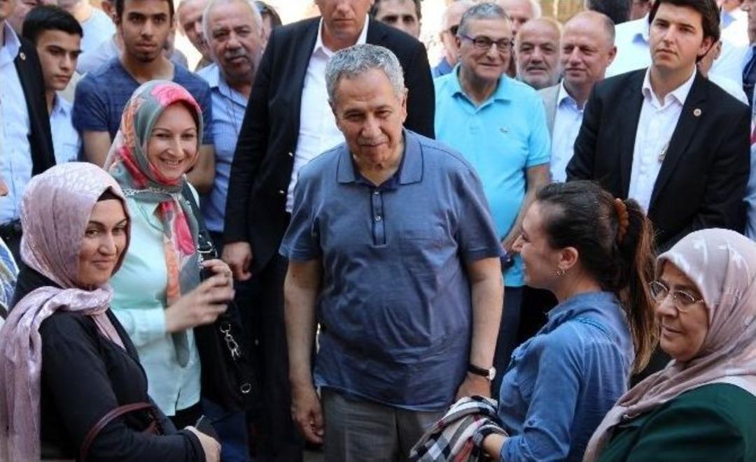 Arın&ccedil;, Memleketi Manisa&rsquo;da Mevlit Okuttu