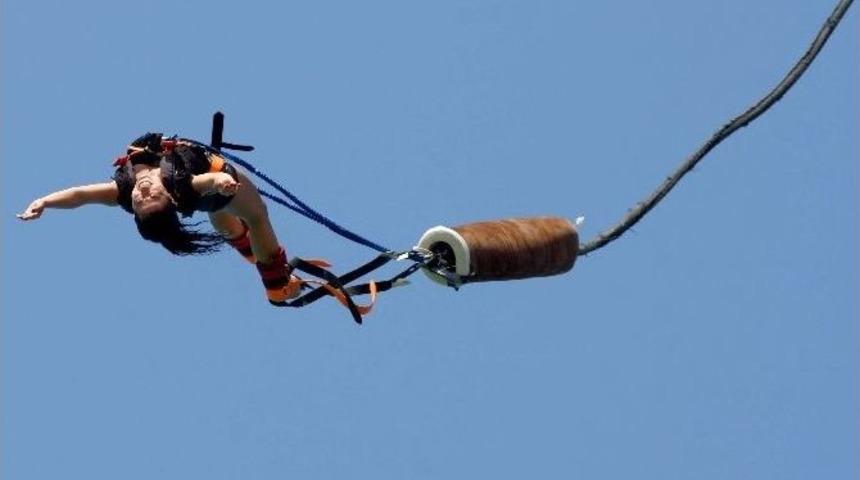 Adrenalin Tutkunları İ&ccedil;in Bungee Jumping Vinci