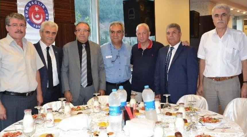 T&uuml;rk Sağlık-sen&rsquo;den B&uuml;y&uuml;k İftar