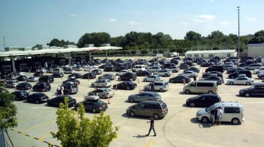 Kapıkule Doldu, Taştı