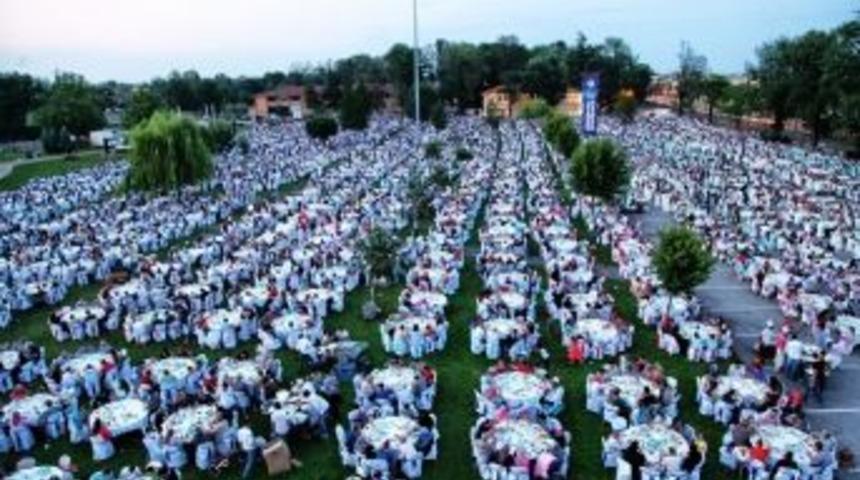 Mahallemde İftarları Kent Park&rsquo;ta Devam Edecek