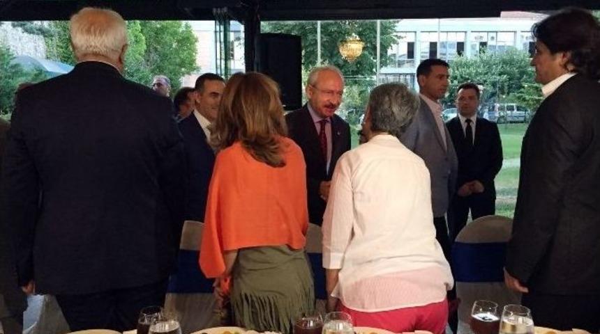 Kılı&ccedil;daroğlu, Partililerle İftar Yaptı