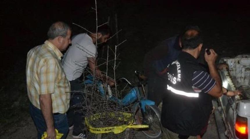 Bı&ccedil;aklanarak &Ouml;ld&uuml;r&uuml;len Gencin Cesedi &Ccedil;&ouml;pl&uuml;kte Bulundu