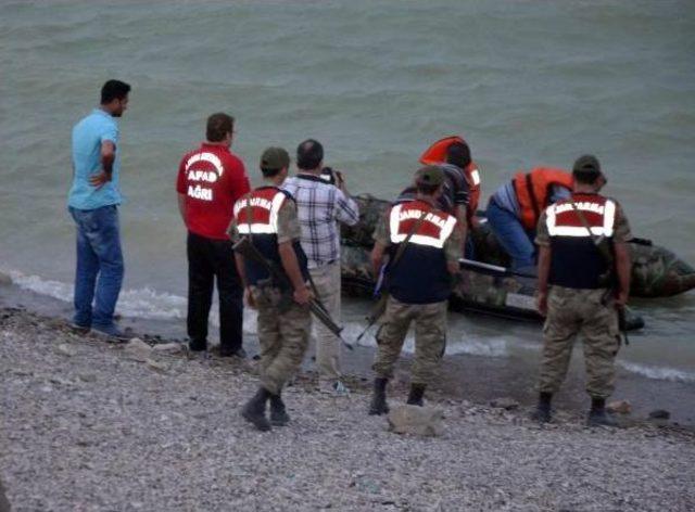 İki Kardeş Baraj Gölünde Kayboldu