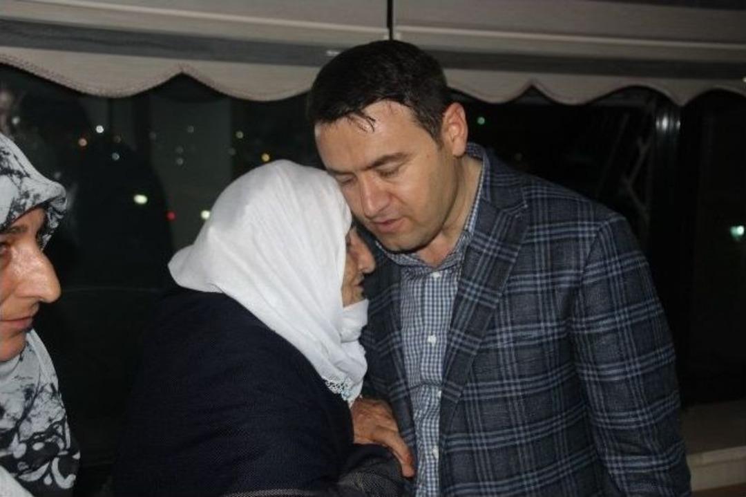 Ağrı&rsquo;da Şehit Aileleri Ve Gazilere İftar Yemeği