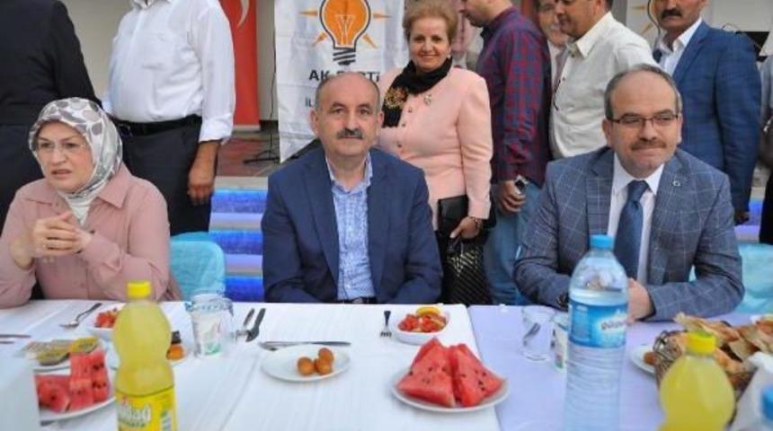 M&uuml;ezzinoğlu: Millet G&ouml;rd&uuml; Ki Bunlardan Bir Cacık Olmaz