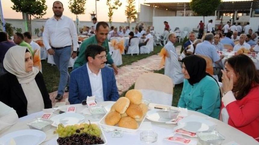 Ak Parti Genel Başkan Yardımcısı Aktay, Batman&rsquo;da İftara Katıldı