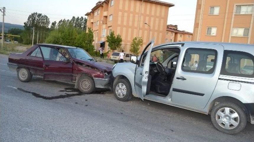 Hisarcık&rsquo;ta Trafik Kazası: 1 Yaralı