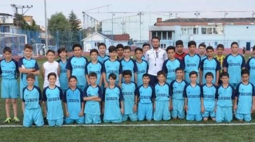 D&uuml;zce Belediyesi Yaz Okulları Sona Erdi