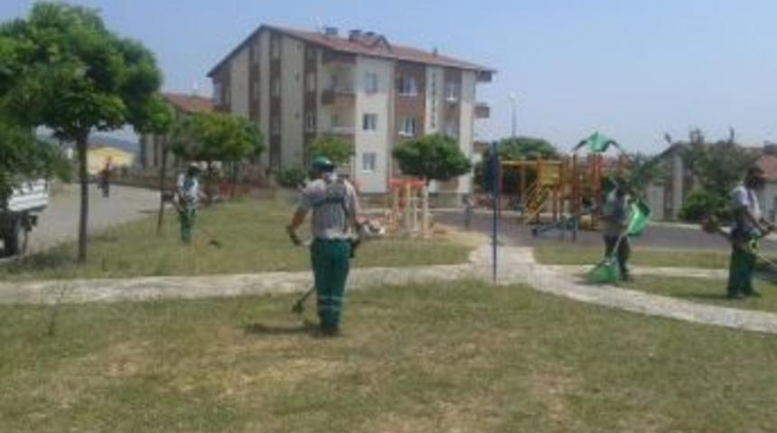 Bayram &Ouml;ncesi İzmit&rsquo;te &Ccedil;evre D&uuml;zenleme &Ccedil;alışmalarına Hız Verildi