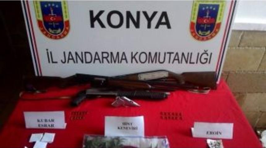 Beyşehir&rsquo;de Jandarmadan Uyuşturucu Operasyonu