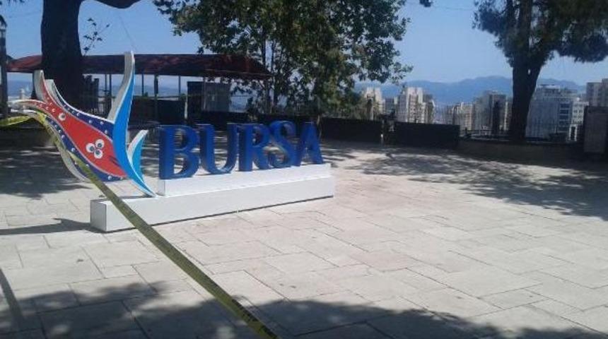 Oğlunu Yaralayanı B&ouml;yle Vurdu