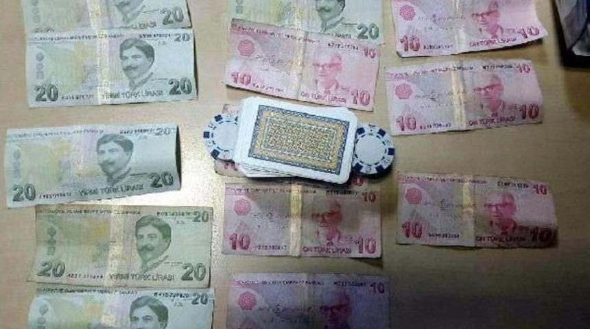 Kumar Oynatılan Işyerlerine Baskın