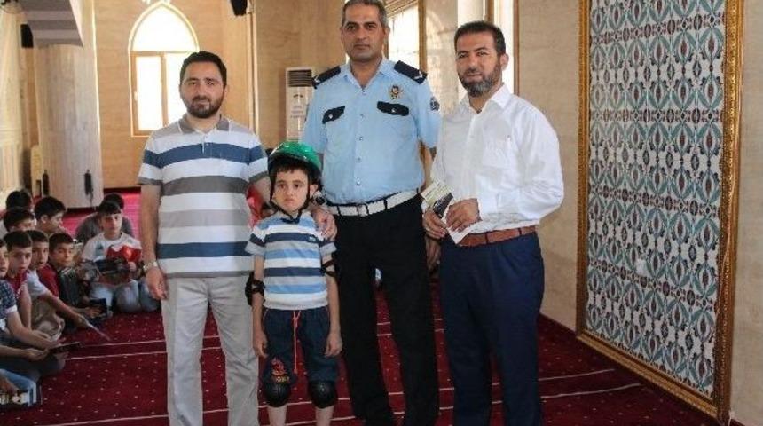 Kur&rsquo;an Kursu &Ouml;ğrencilerine Trafik Eğitimi