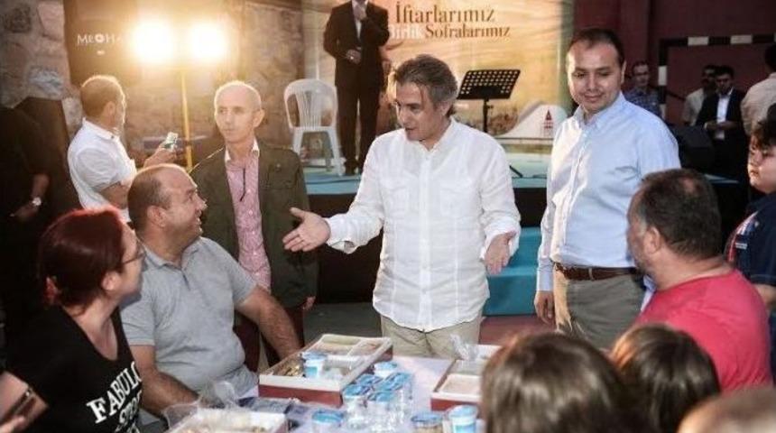 Cihangir Mahallesi Sokak İftarında Buluştu