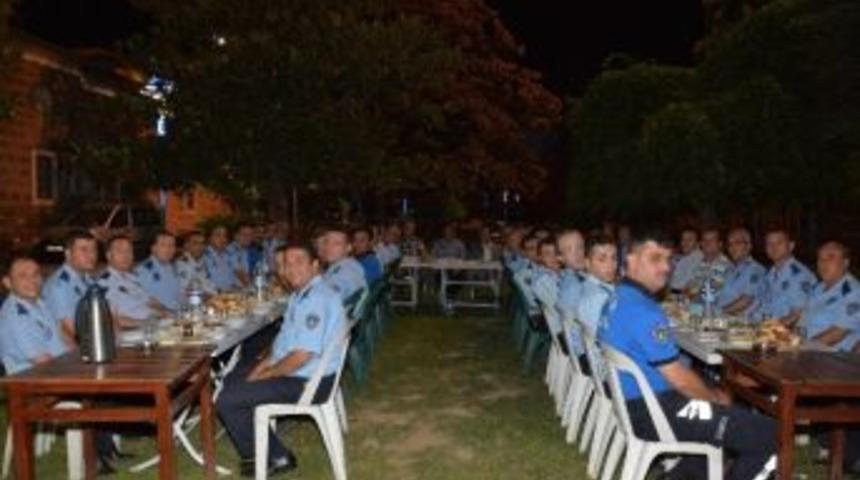 Başkan &Ccedil;elik, Zabıta Personeliyle Sahur Yaptı