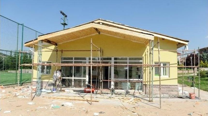 Altındağ Belediyesi Spor Tesisleri Bakımda