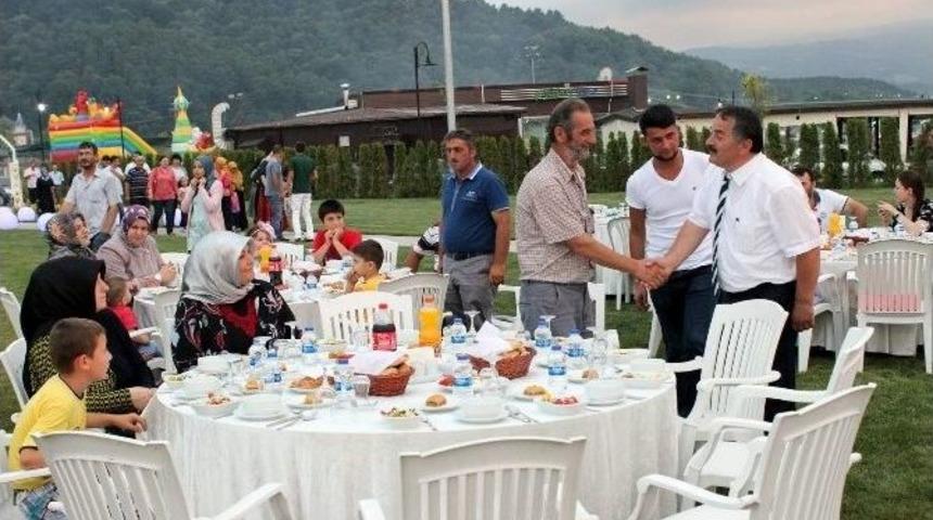 Arifiye Belediyesi İftarda Buluştu