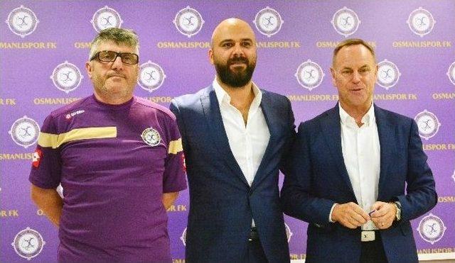 Osmanlıspor, Yeni Hocası Akçay İle 3 Yıllık Sözleşme İmzalandı