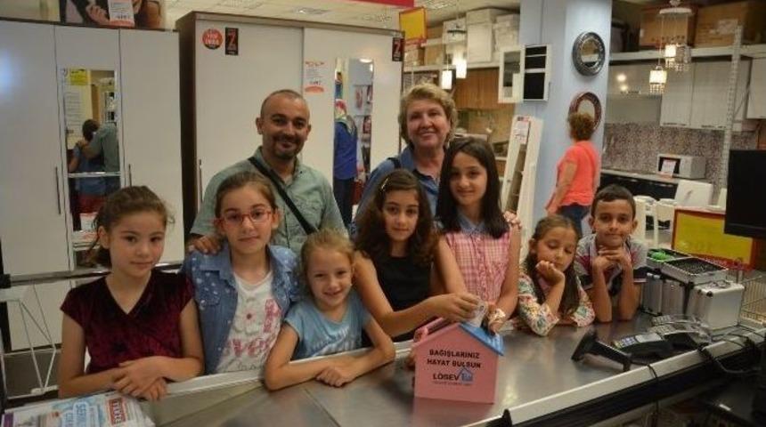 Kazandıkları Paraları L&ouml;sev&rsquo;e Bağışladılar