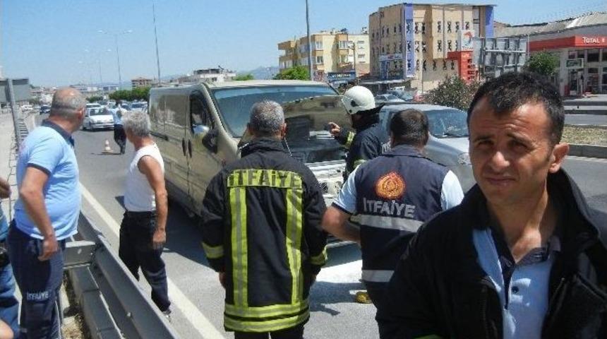 Zamanında M&uuml;dahale Aracı Yanmaktan Kurtardı