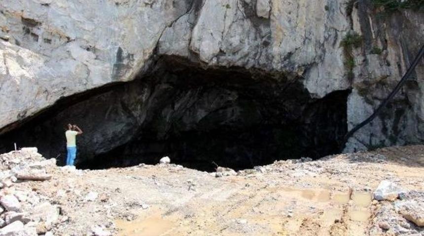 Belediyenin Mağaraya Atık Su Boşaltmasına Tepki