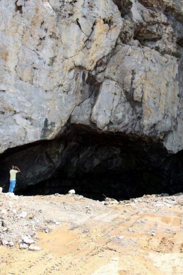 Belediyenin Mağaraya Atık Su Boşaltmasına Tepki