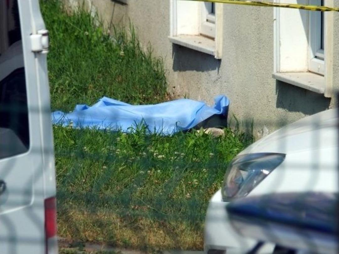 8. Kattan D&uuml;şen 2,5 Yaşındaki &Ccedil;ocuk &Ouml;ld&uuml;